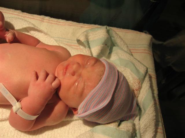 2007-10-16_Aria-Raine_Birth 017.jpg